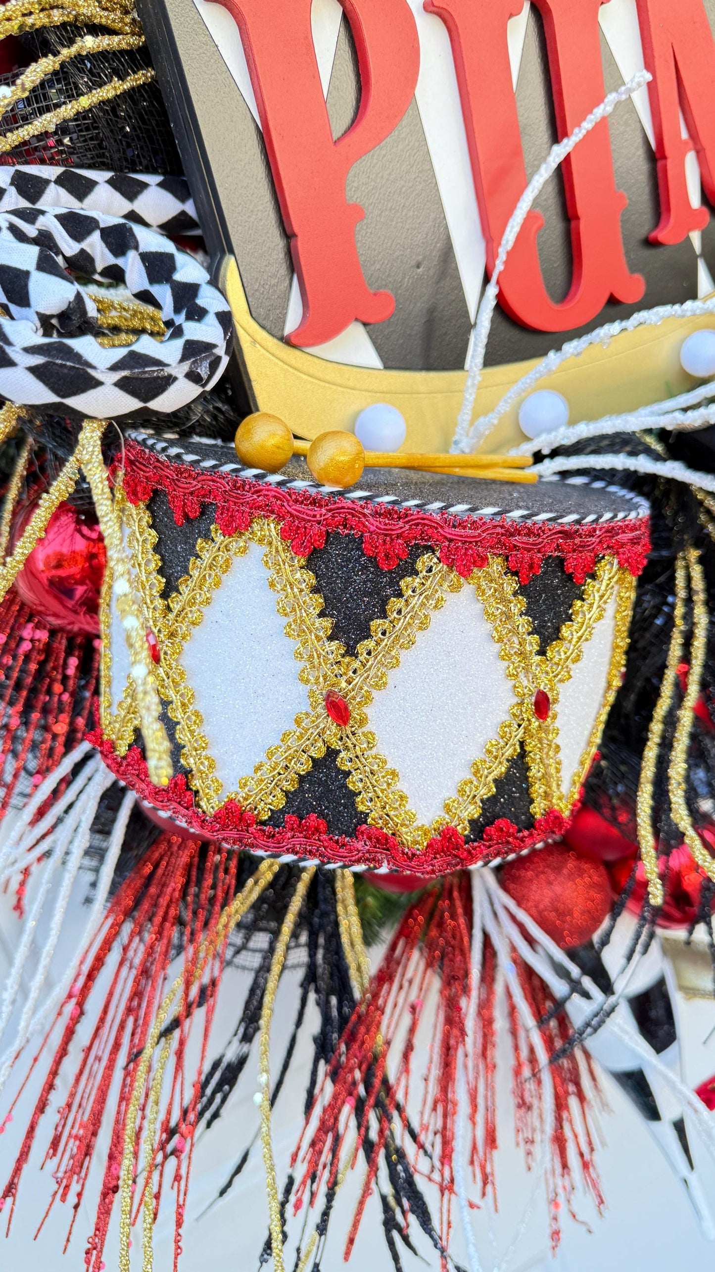 Little Drummer Boy Christmas Swag: Red, Black & Gold Holiday Decor