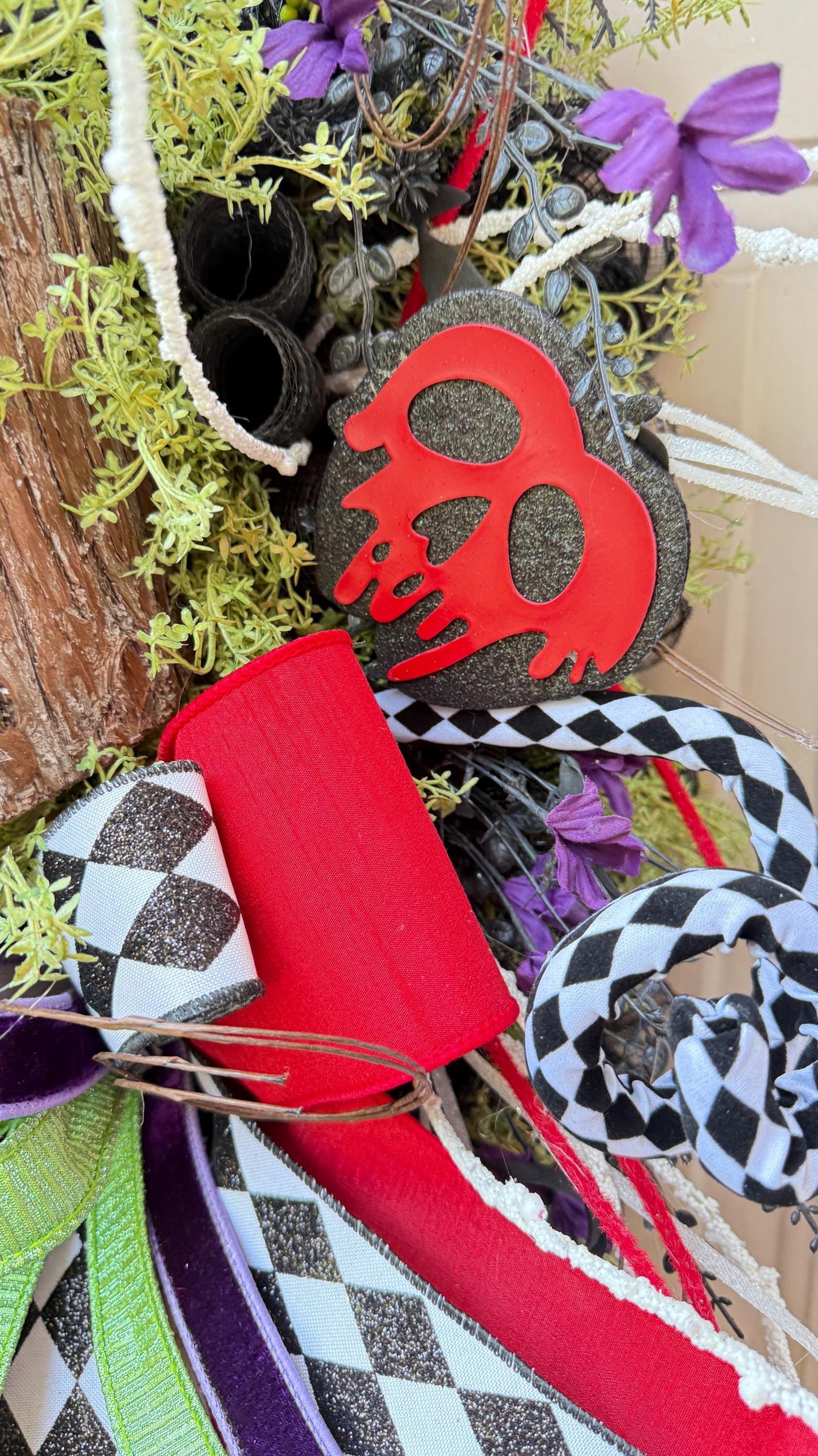 Oversized Monster Halloween Wreath: Gothic Green Face Decor