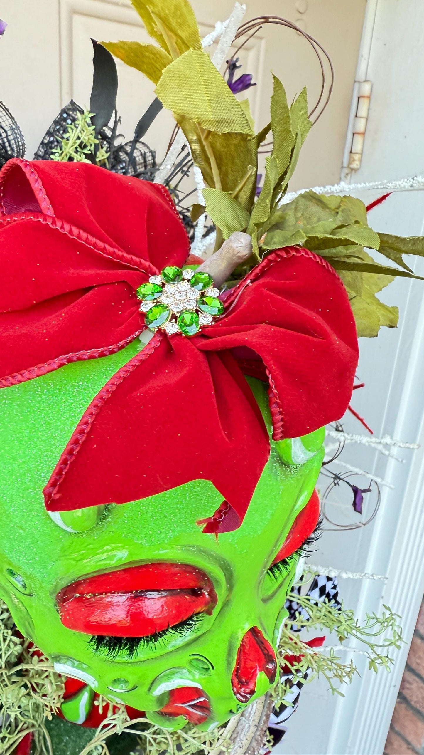 Oversized Monster Halloween Wreath: Gothic Green Face Decor