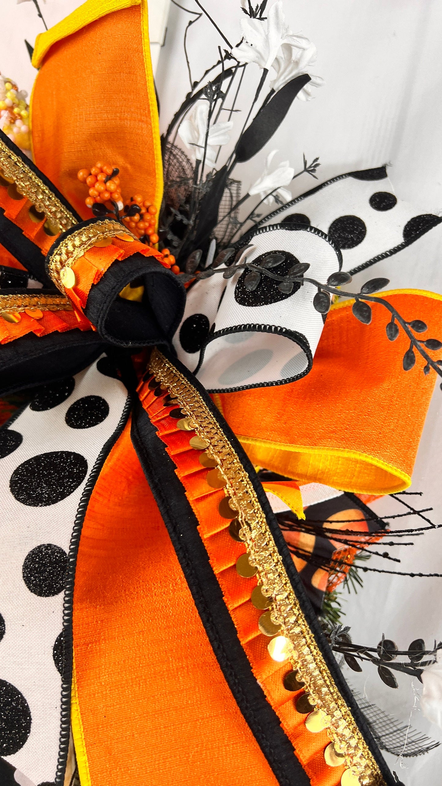 Halloween Pumpkin Wreath: Jack O' Lantern, Candy Corn Gem Accents