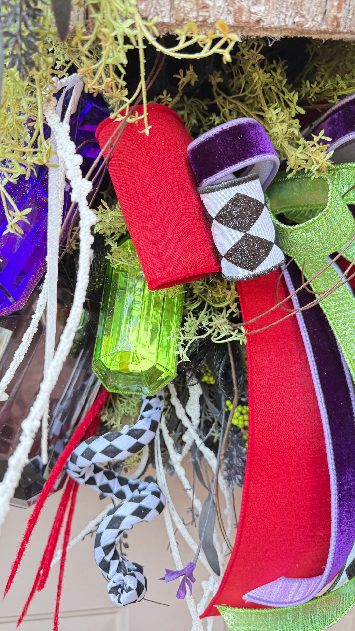 Oversized Monster Halloween Wreath: Gothic Green Face Decor