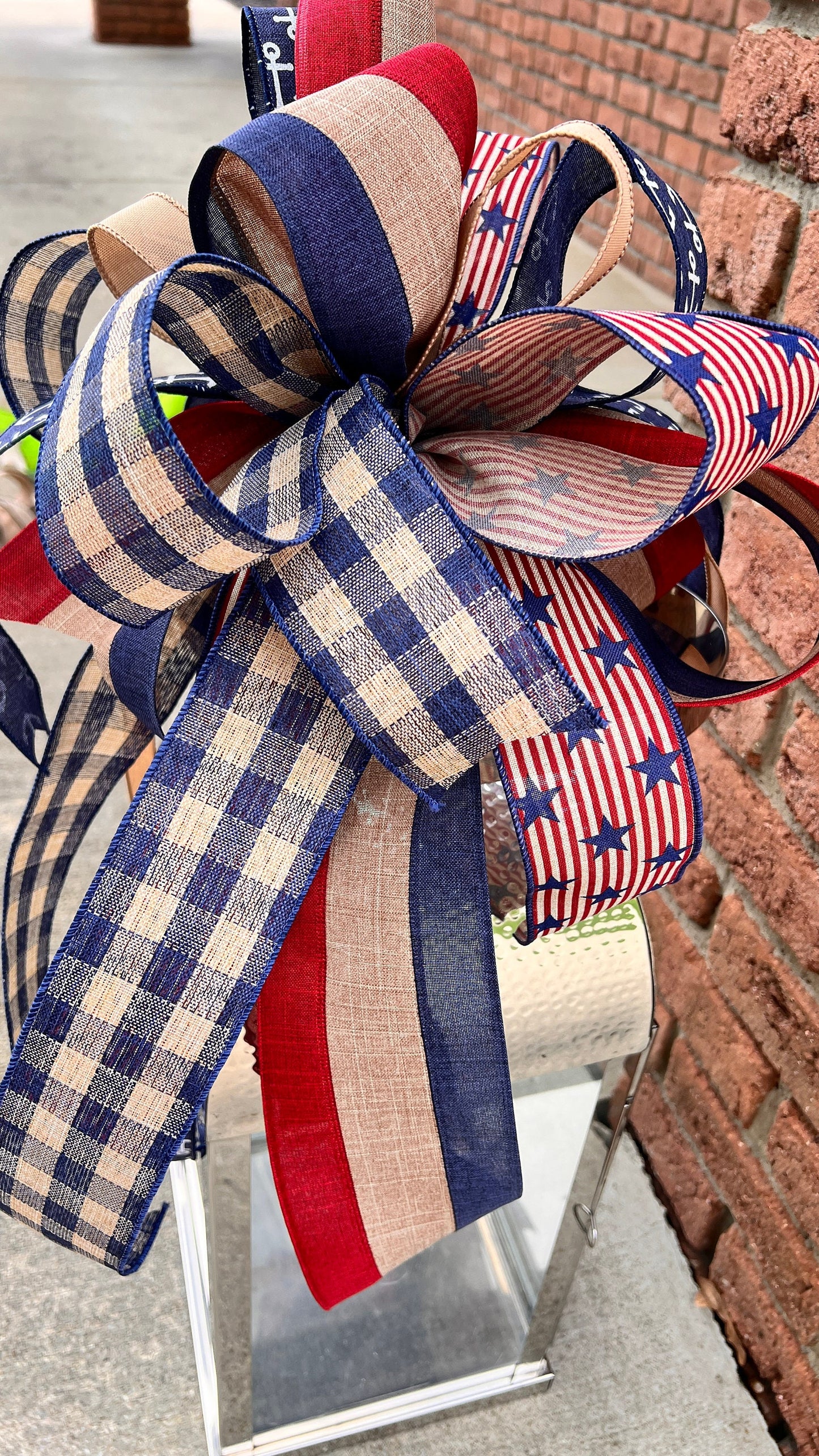 Patriotic Anchor Bow: Stars and Stripes Summer Home Decor