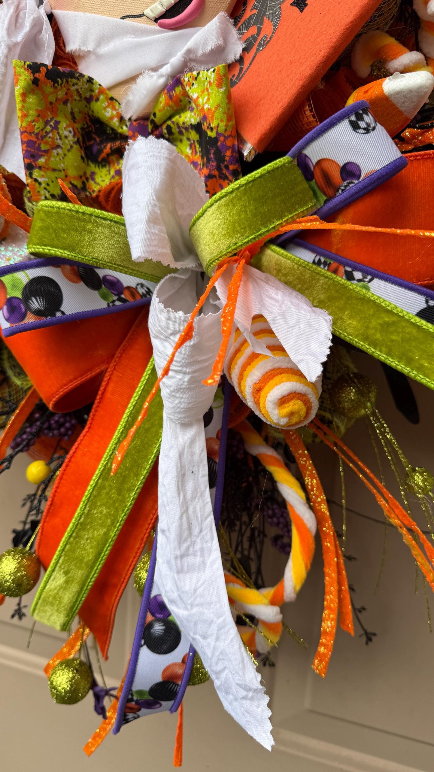Mummy Halloween Wreath: Handmade Deco Mesh, Candy Corn Decor