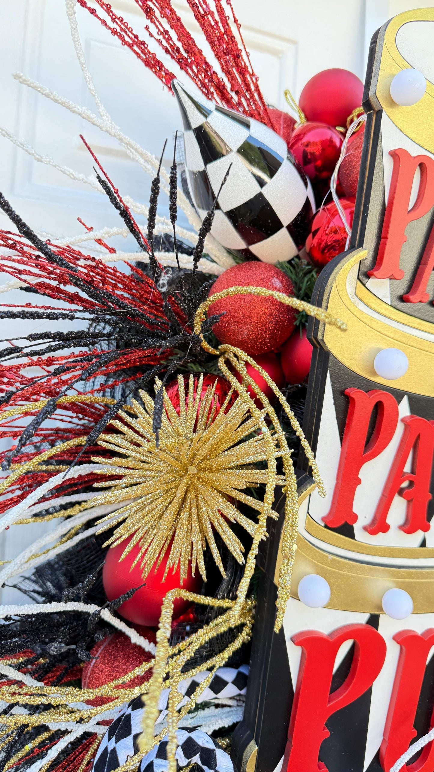 Little Drummer Boy Christmas Swag: Red, Black & Gold Holiday Decor