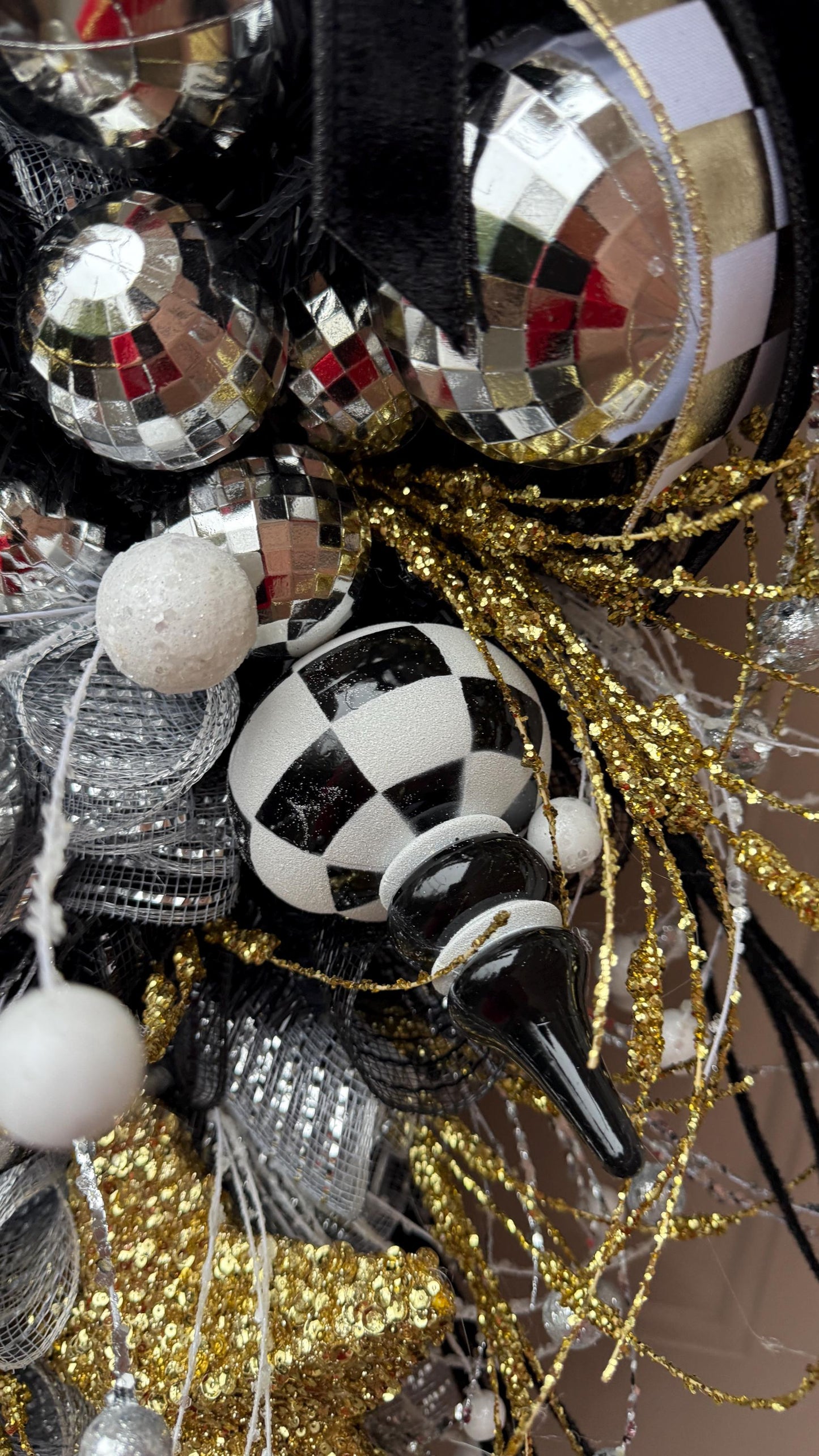 Black and Gold Party Swag: Glam Handmade Winter Decor January Door Decorations