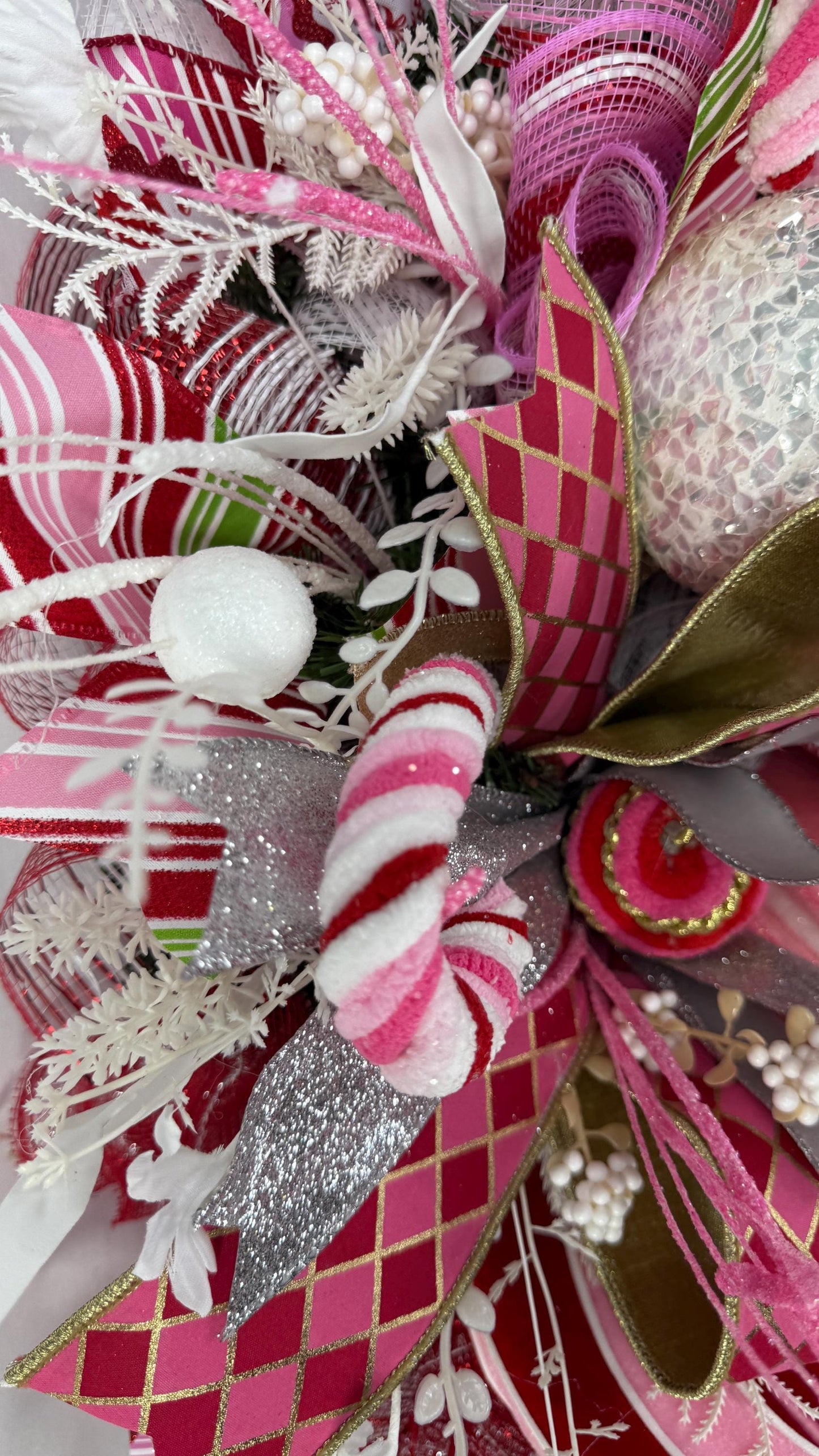 Snowman Wreath Peppermint Candy, Pink and Red Winter Decor, Holiday Hosting Decor