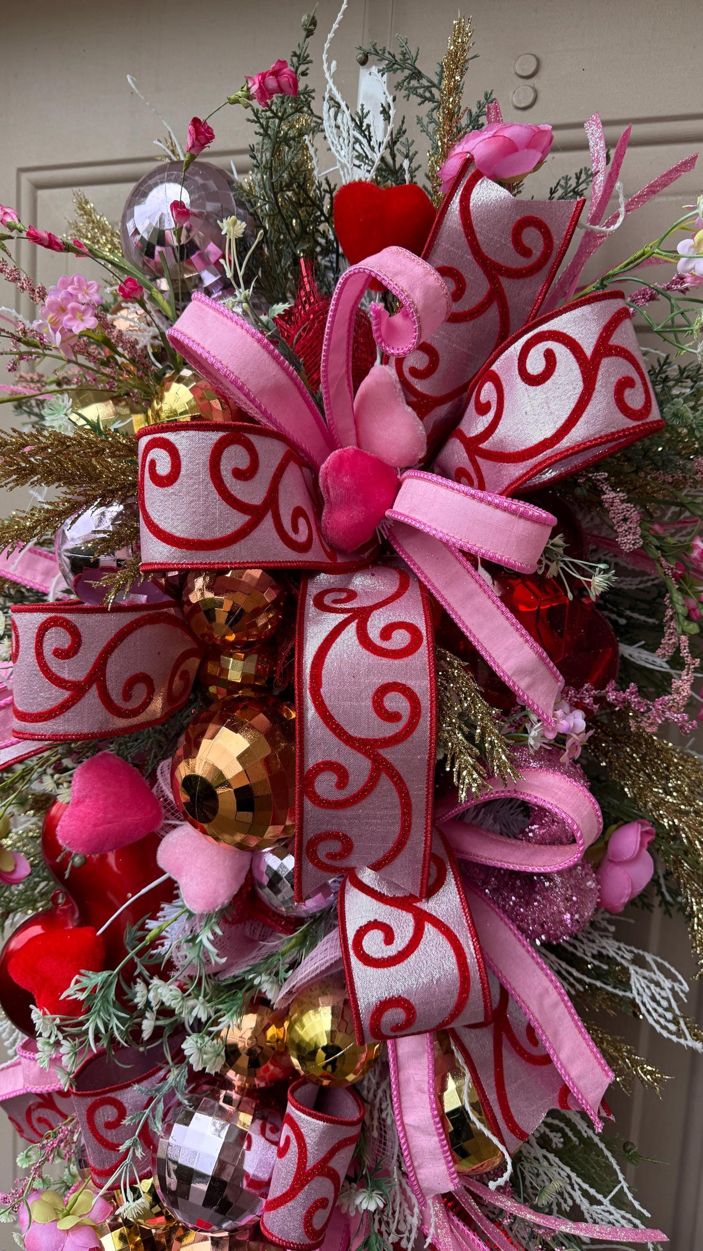 Jeweled Heart Valentine's Day Swag: Pink & Red Door Decor