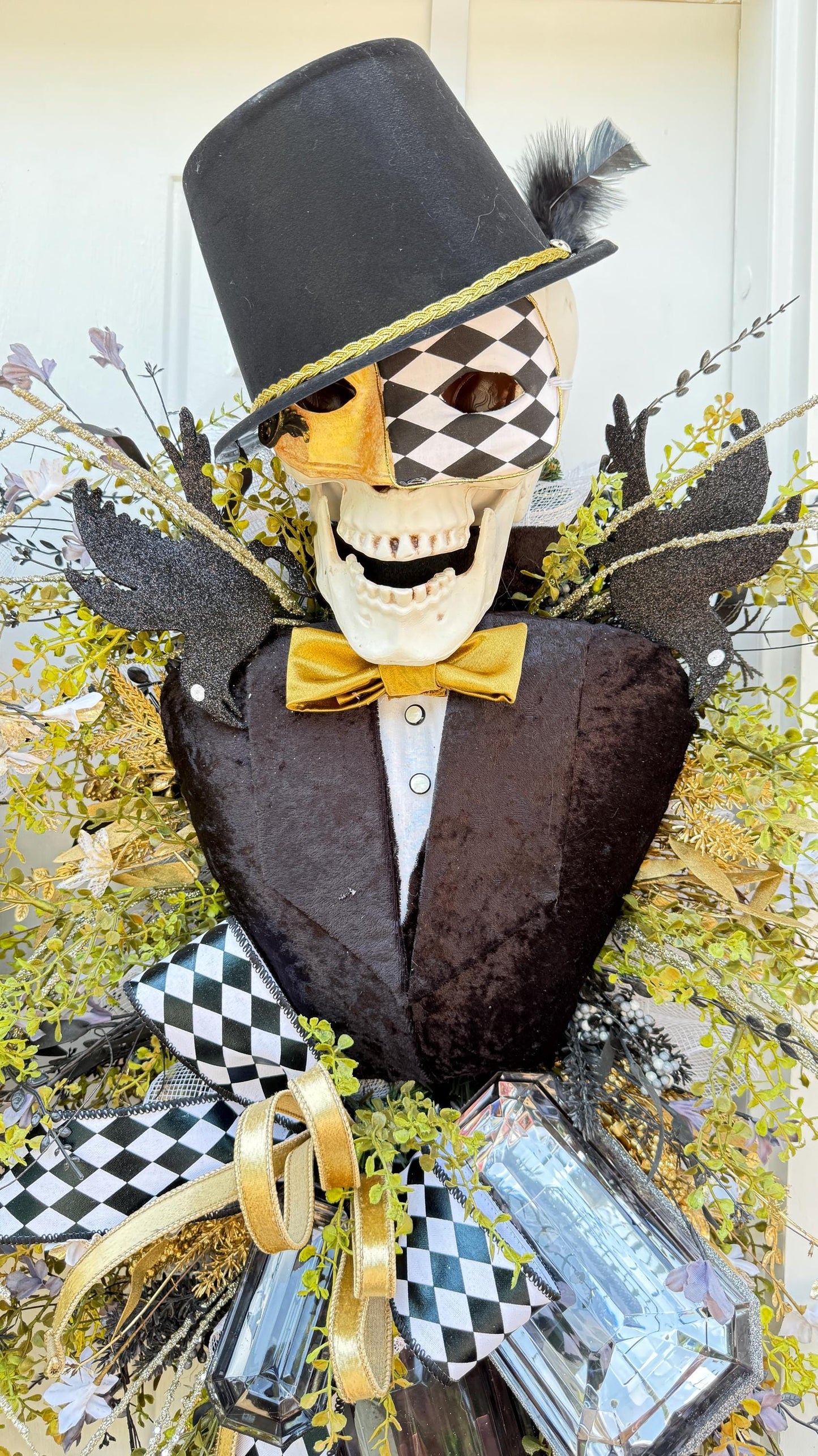 Skeleton Bride And Groom Halloween Swags: Gothic Double Door Decor Black and White Decoration