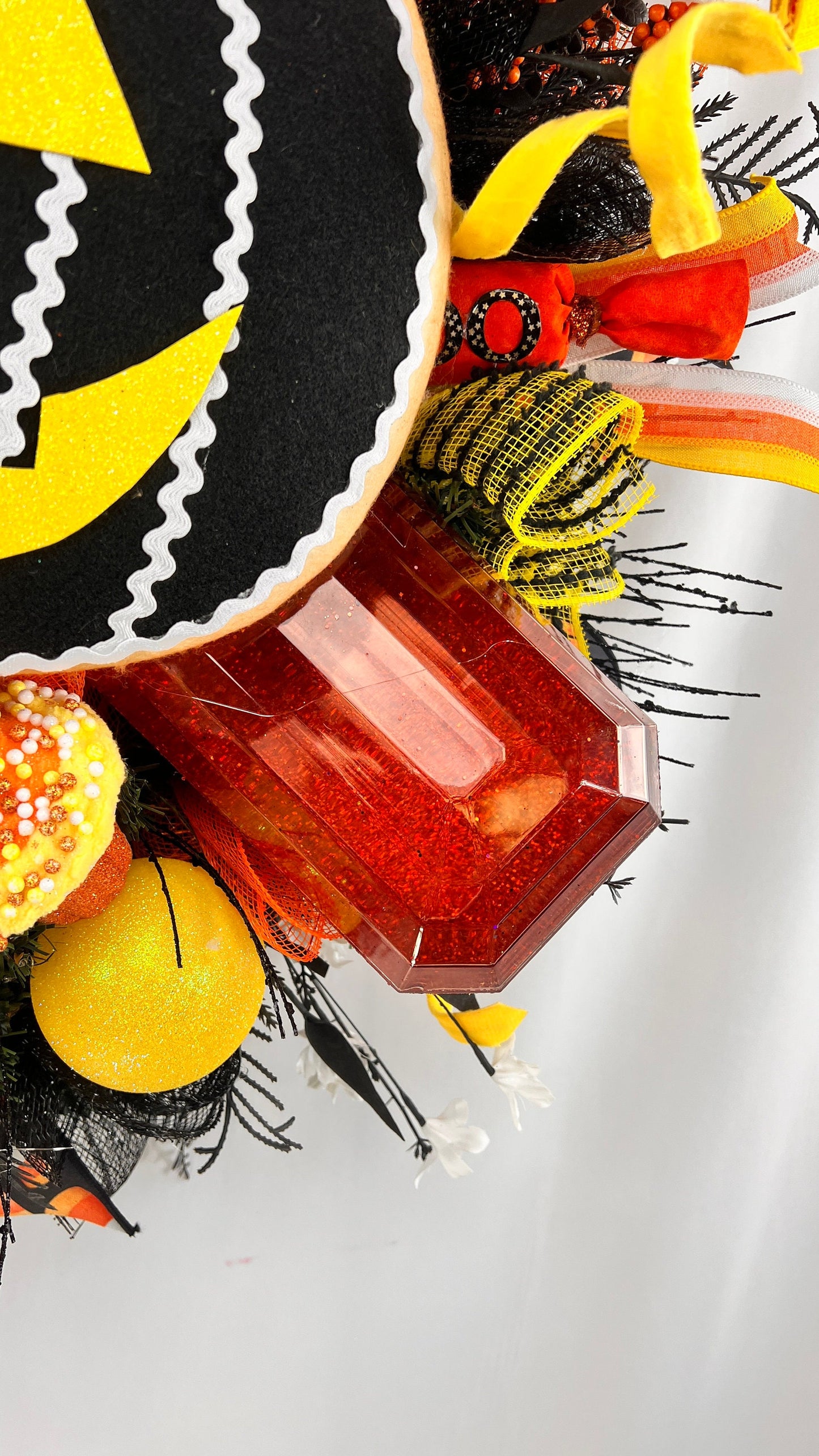 Halloween Pumpkin Wreath: Jack O' Lantern, Candy Corn Gem Accents