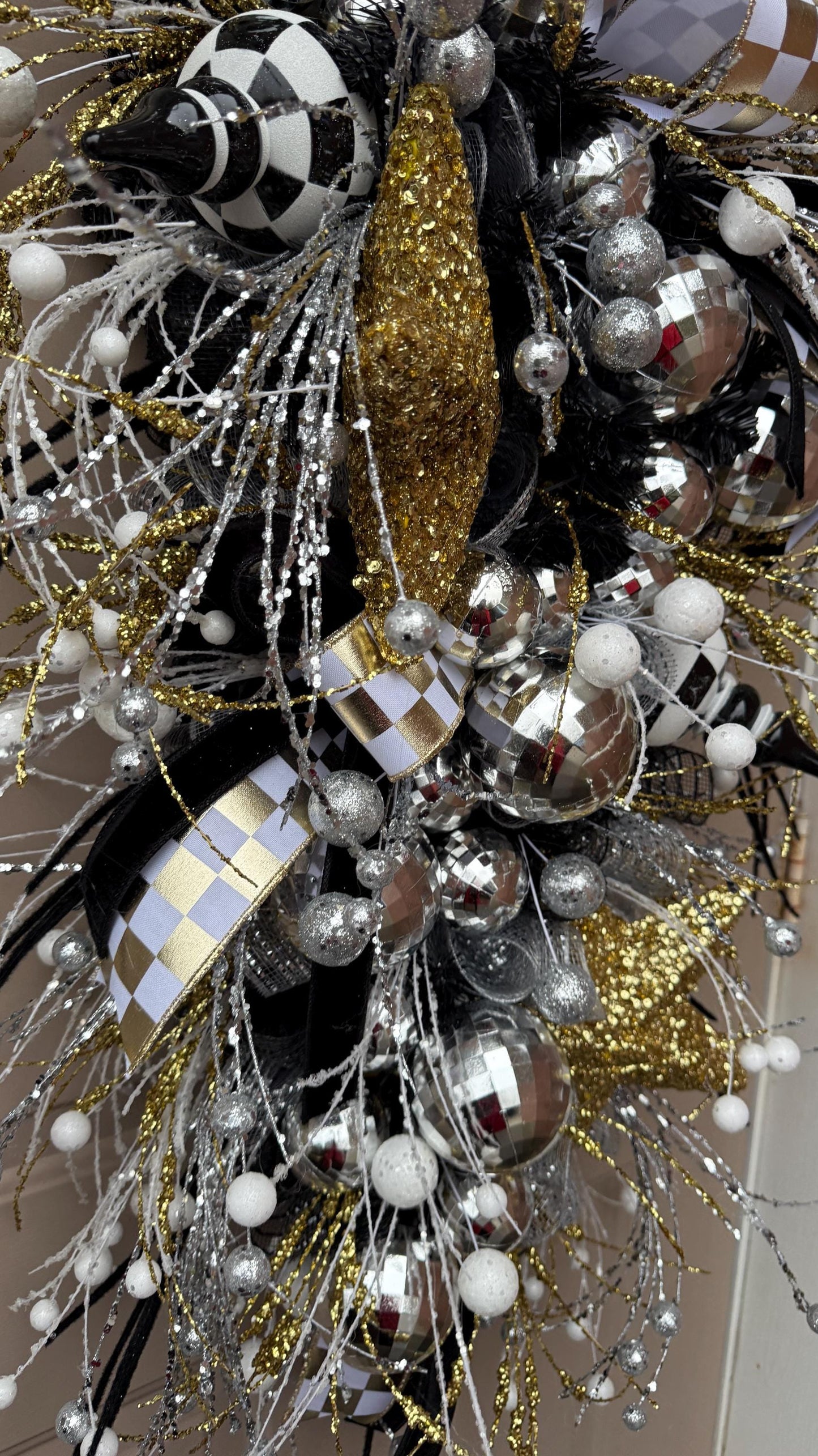 Black and Gold Party Swag: Glam Handmade Winter Decor January Door Decorations