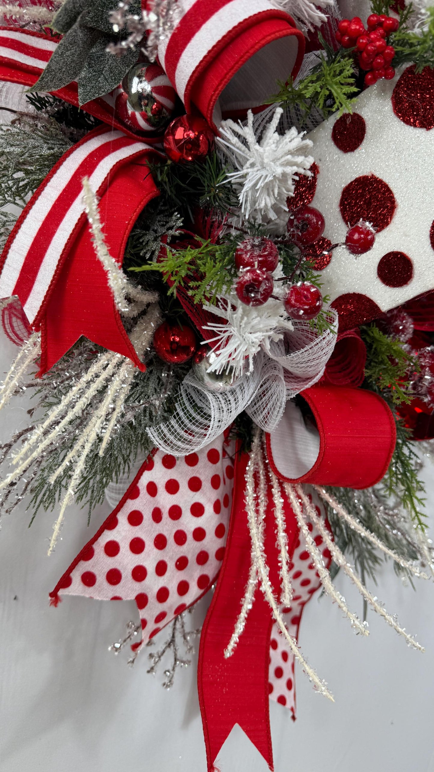Red and White Christmas Wreath with Polka Dots, Gift Boxes, and Luxe Ribbon, Over the top Christmas Wreath, Winter Wreath, Jewel Wreath