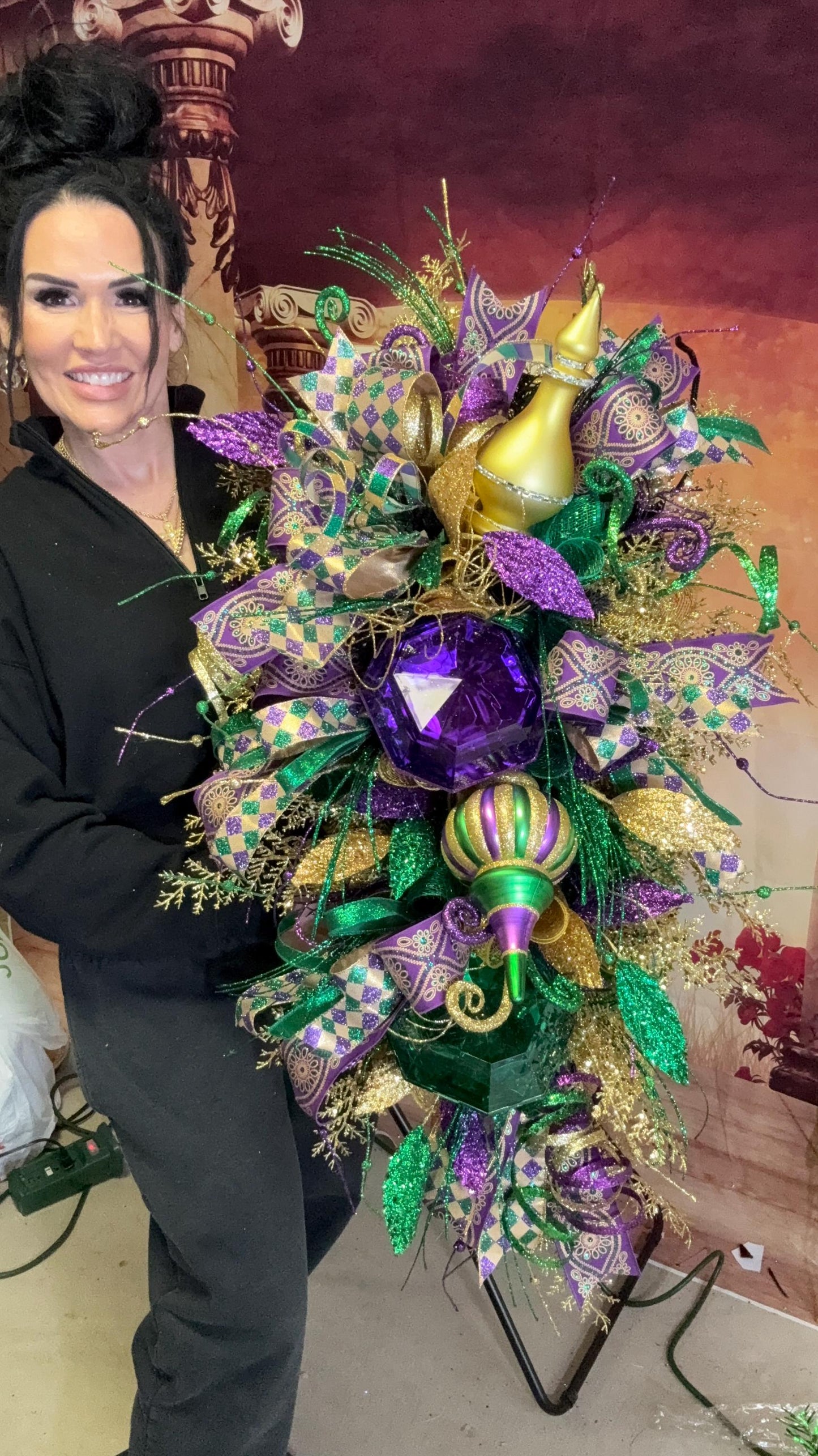 Mardi Gras Wreath Swag: Purple, Green, and Gold Fleur de Lis Decor