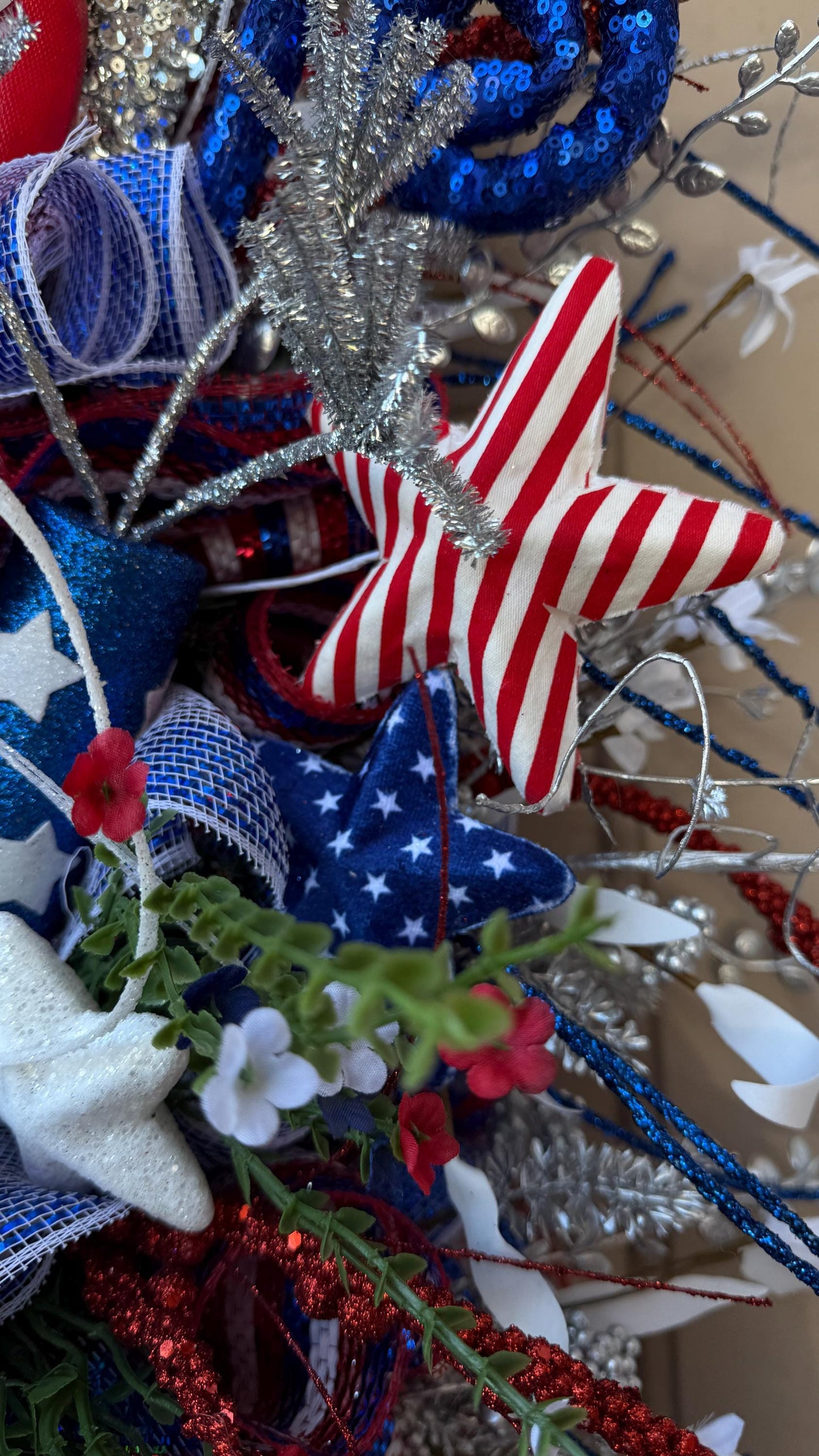 Patriotic Hot Air Balloon Wreath: 4th of July Americana Door Decor