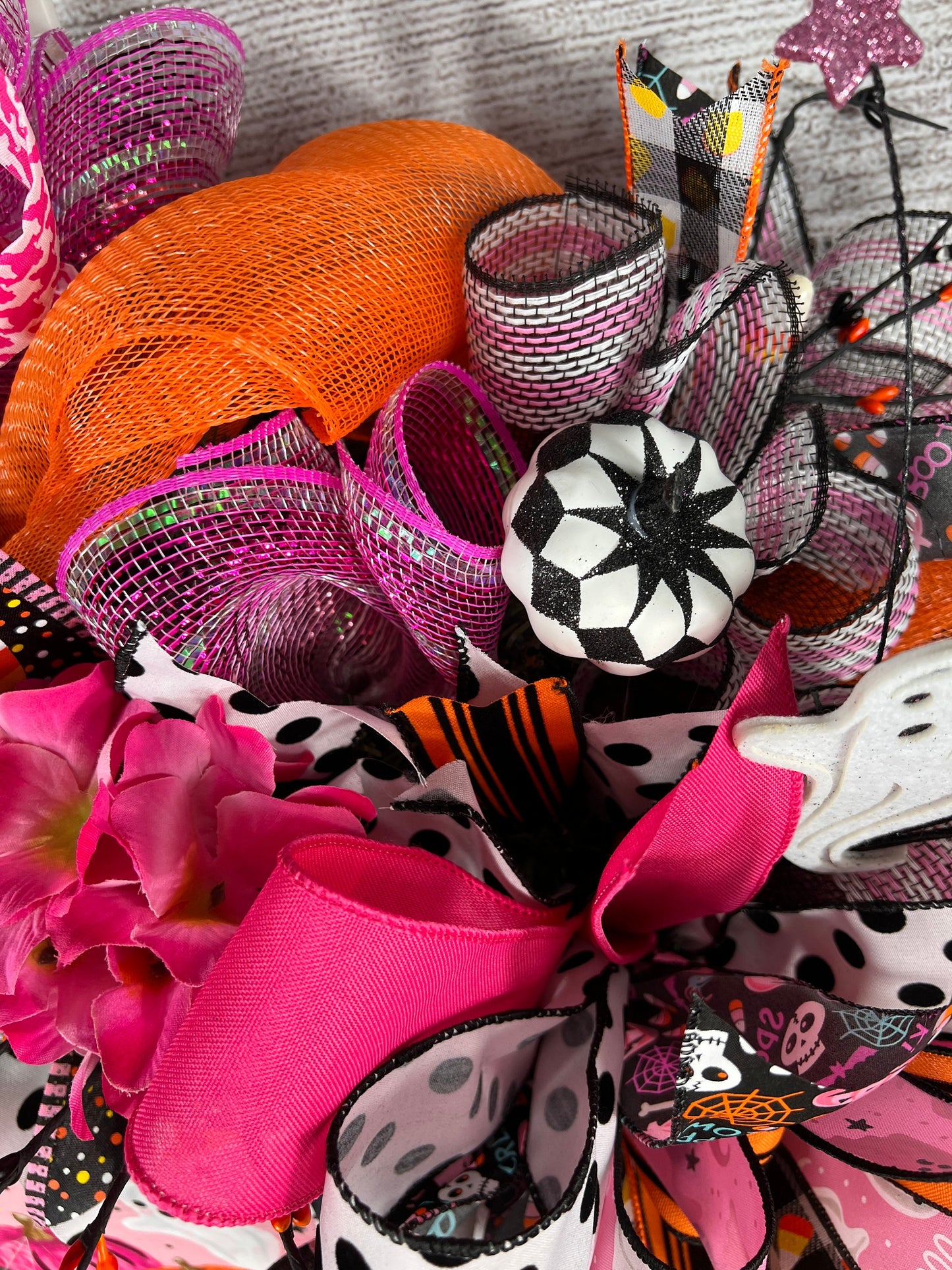 Pink Halloween Wreath: Handmade Spooky Ghosts & Pumpkins Decor