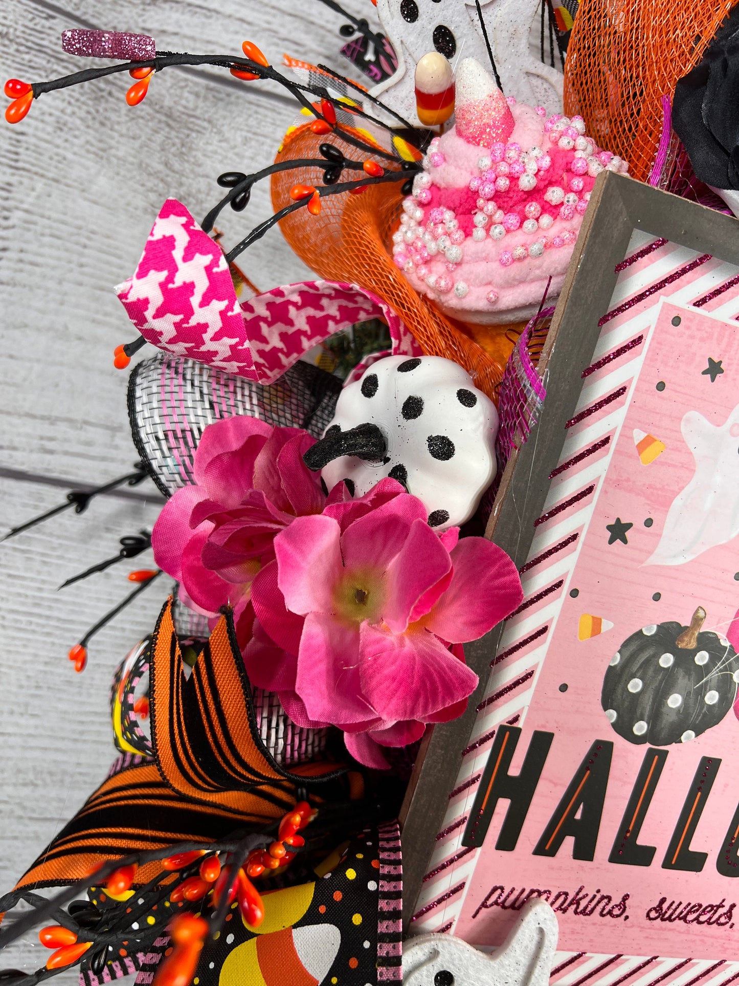 Pink Halloween Wreath: Handmade Spooky Ghosts & Pumpkins Decor