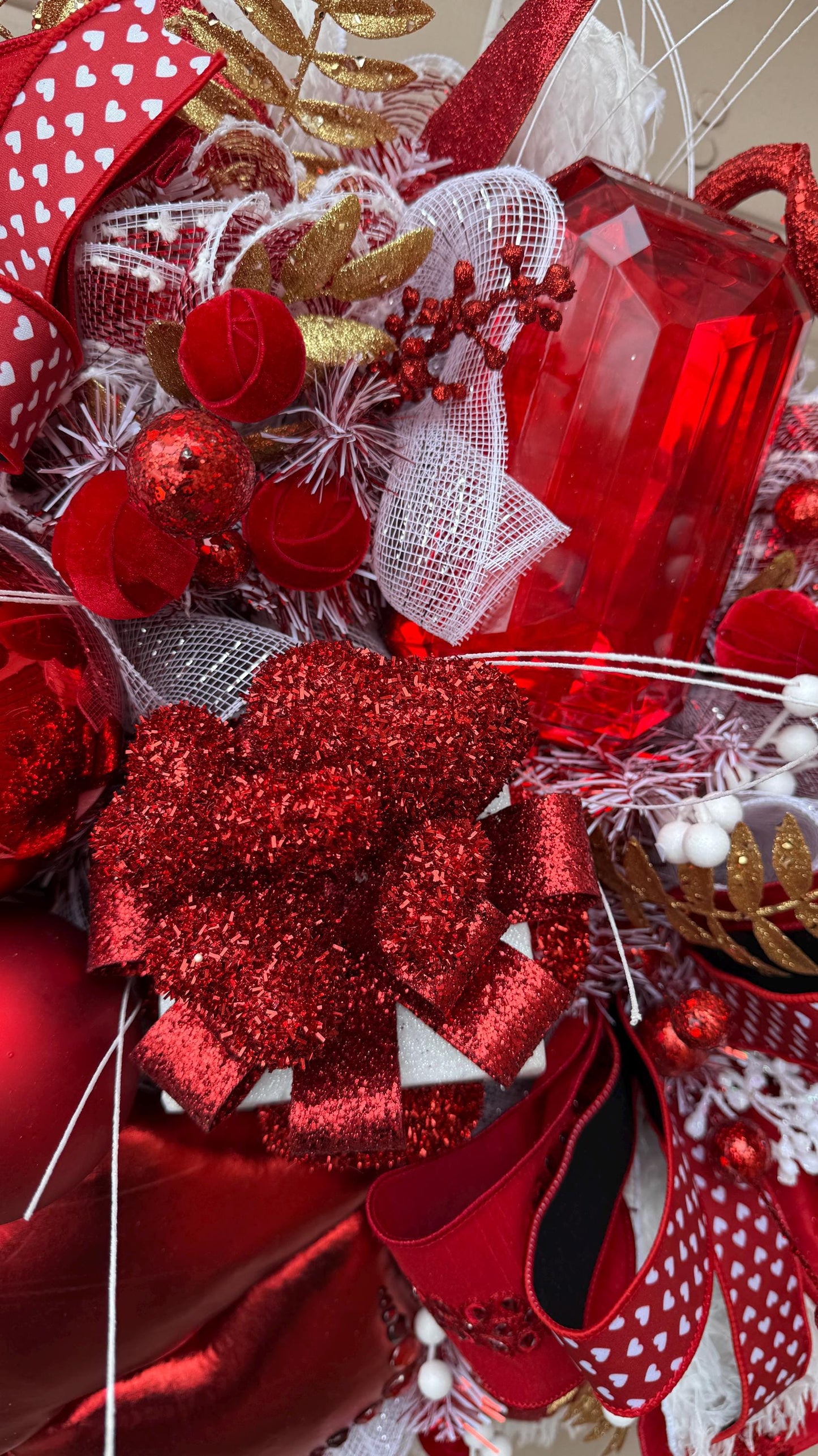 Red and Gold Valentine's Day Wreath: Elegant Door or Wall Decor